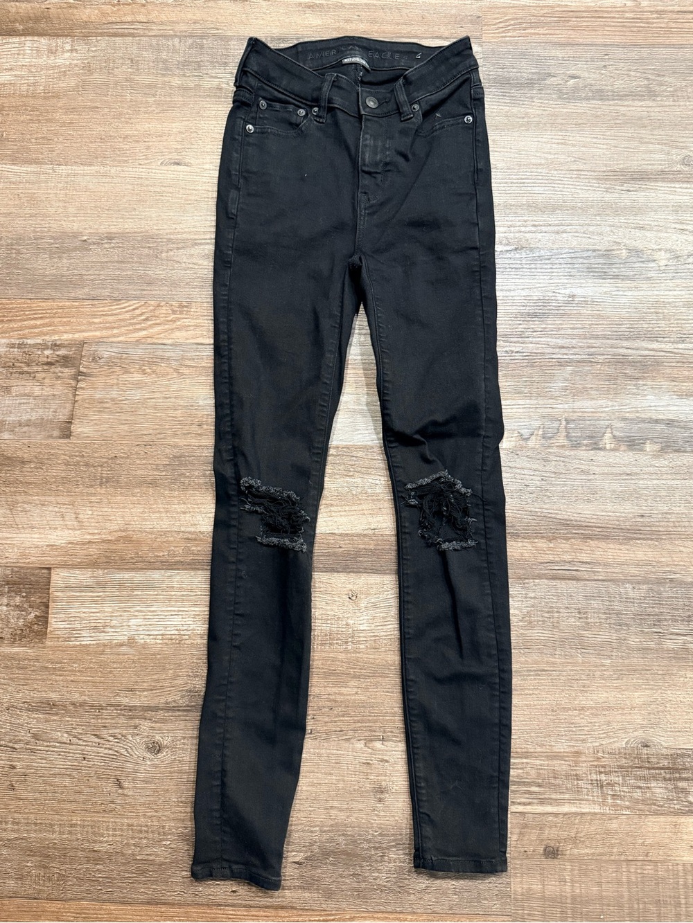 American Eagle Outfitters Black Distressed Skinny Jeans